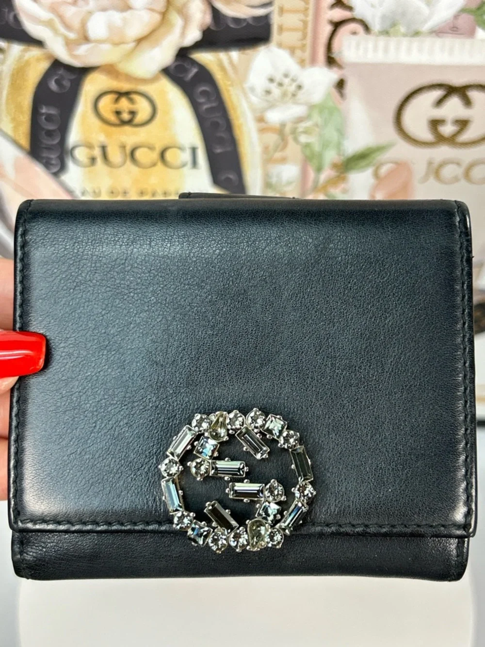 ‼️SOLD‼️ GUCCI Crystal Interlocking GG Leather Bifold Wallet ✨🤩 - Picture 9 of 17